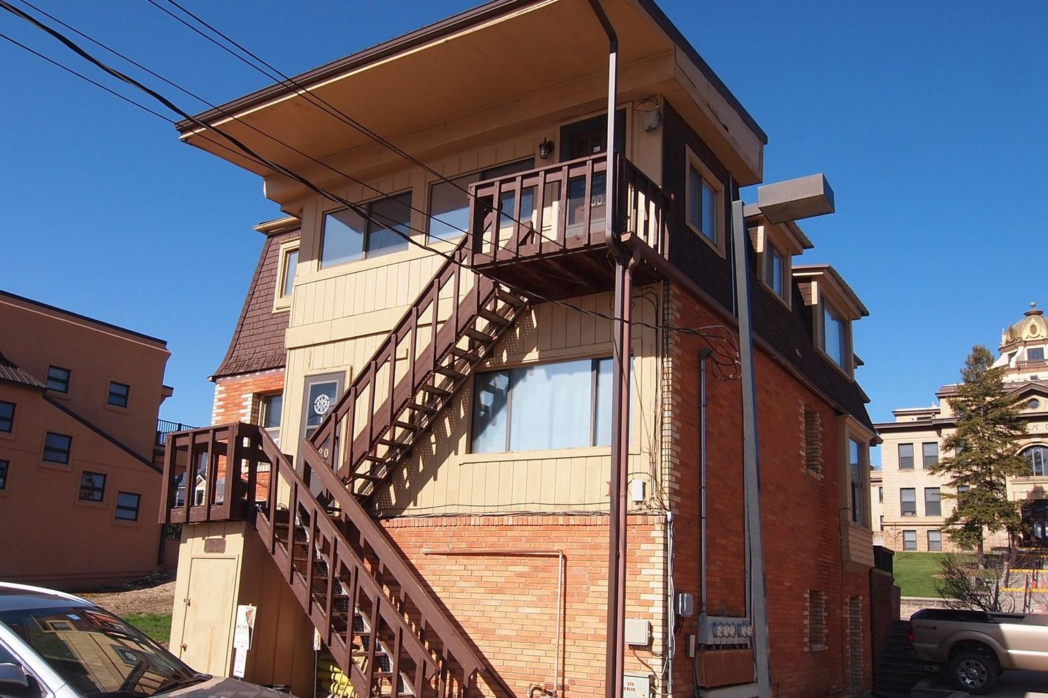 231 S Main St, Sheridan, WY 82801